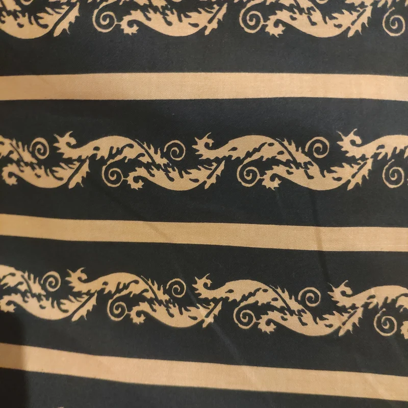 Tissu au mètre "Alyscamp" noir